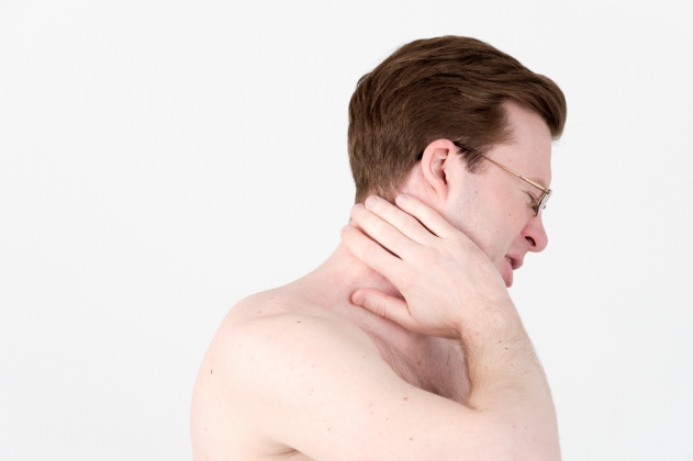 Симптомы и лечение остеохондроза шейного и грудного отдела позвоночника